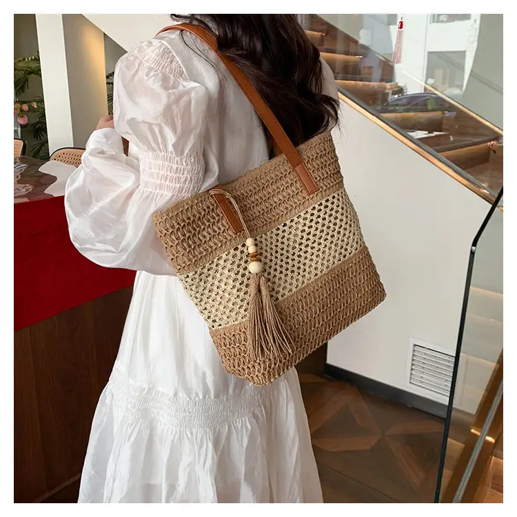 Women's Cross-Coupled Straw Tassel Bag Large Capacity — feature 17