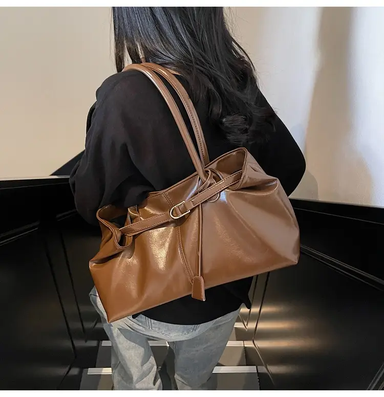 Women Cross-Border Retro Shoulder Bag Large Capacity 2026 — feature 18