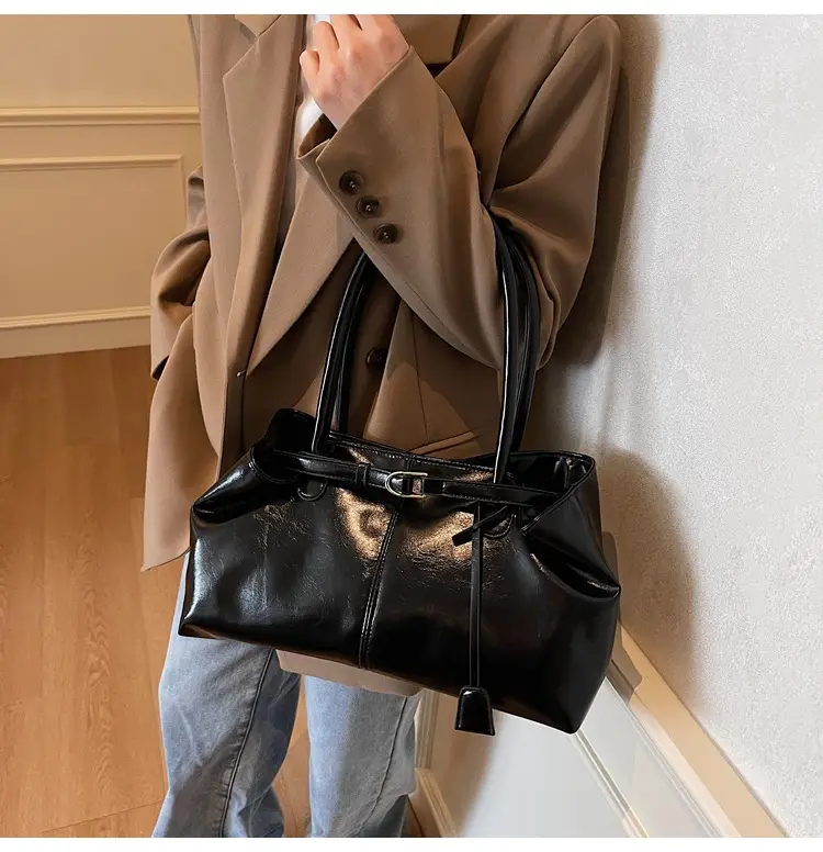 Women Cross-Border Retro Shoulder Bag Large Capacity 2026 — feature 25