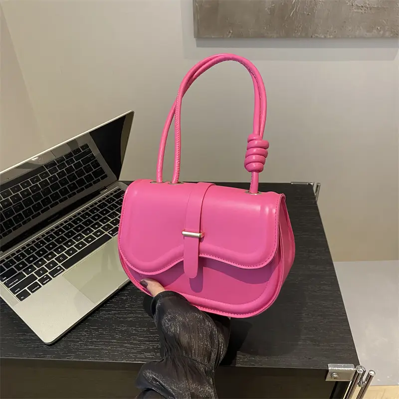 Women's White Crossbody Shoulder Bag with Adjustable Strap - Image 3