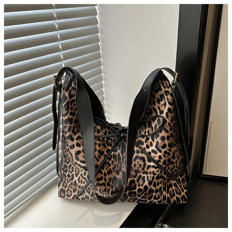 Leopard Print Shoulder Bag for Women Spring 2025 — feature 13