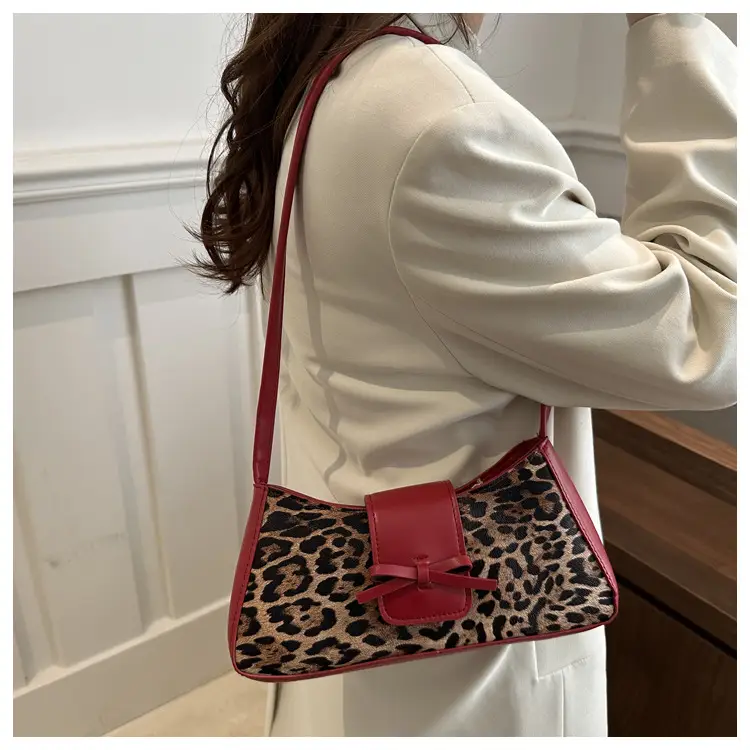 Red Leopard Print Shoulder Bag for Women 2025 — feature 16
