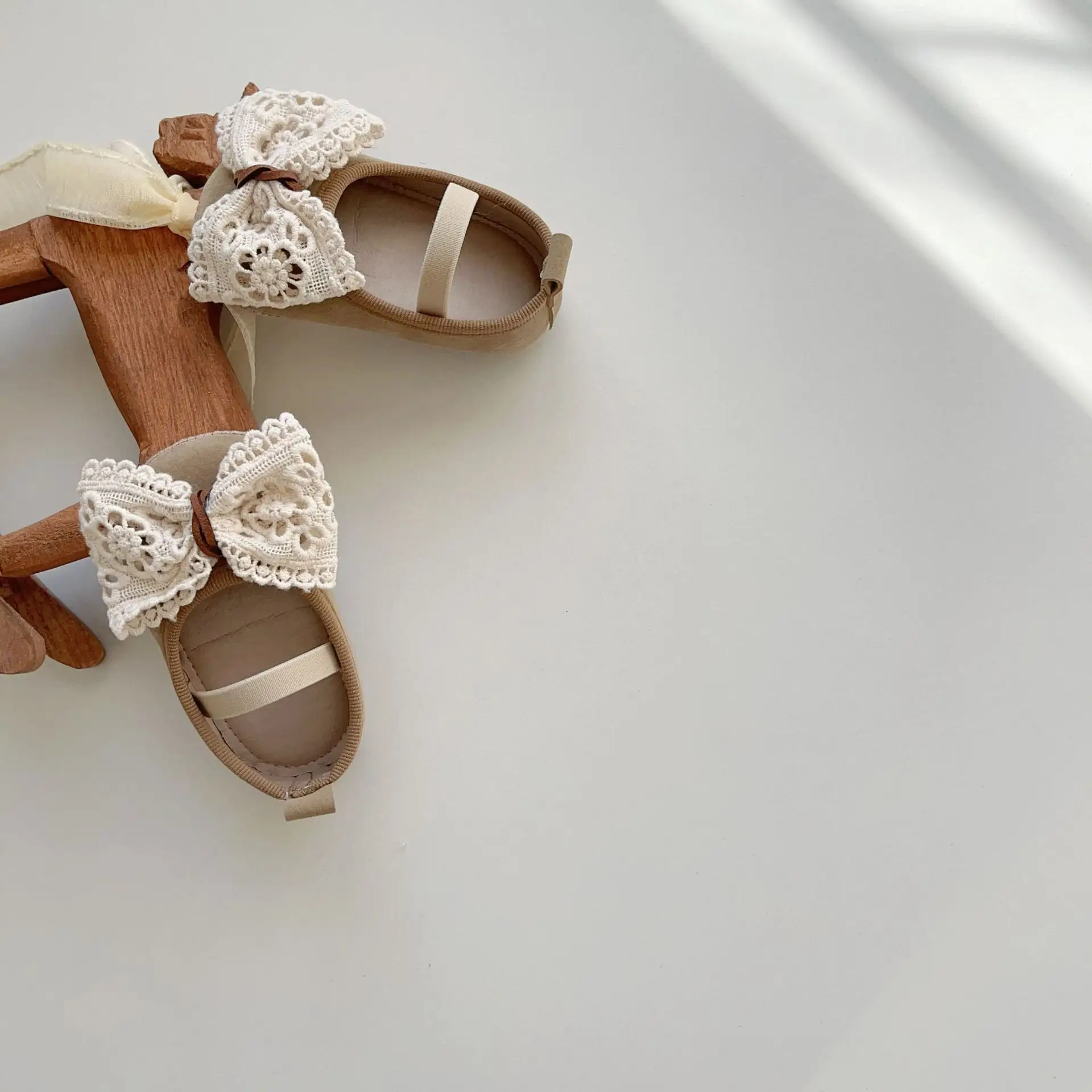 White Lace Baby Shoes for Toddler Girls Non-Slip Sole — feature 6