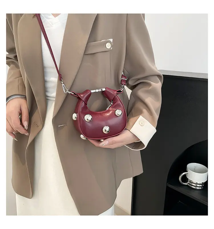 Black Pearl Button Shoulder Messenger Bag — feature 18