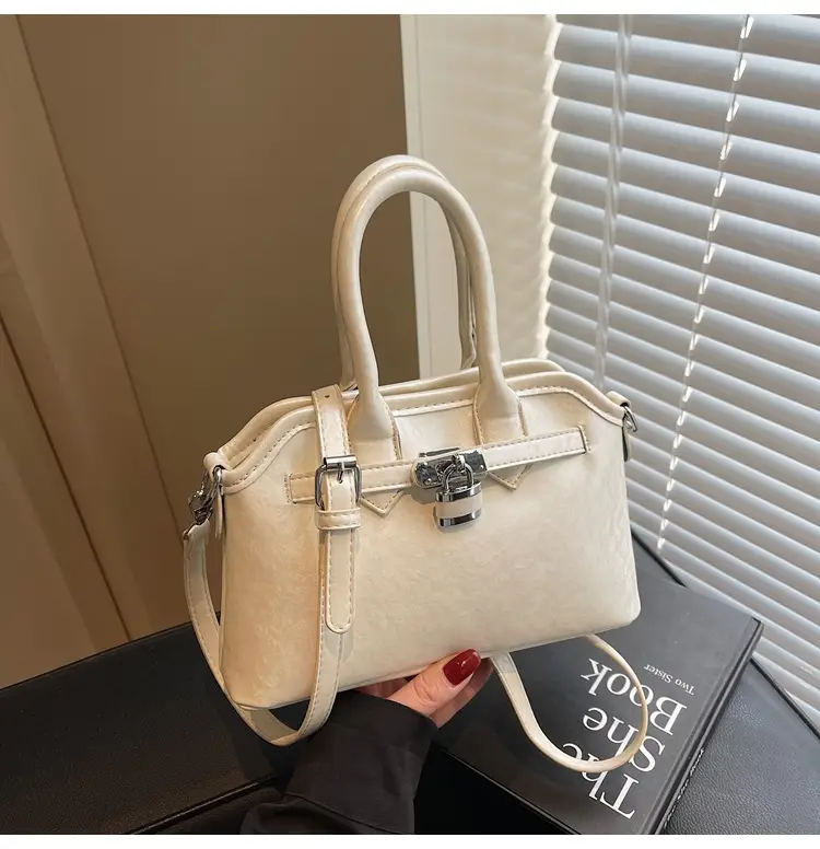 White Crossbody Shoulder Bag for Women Spring Summer 2025 — feature 26