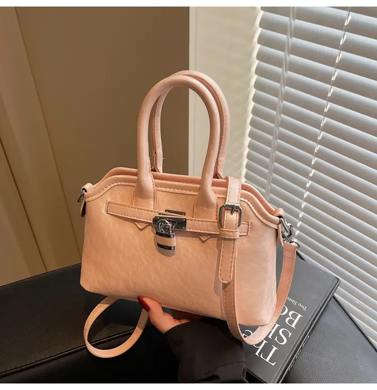 White Crossbody Shoulder Bag for Women Spring Summer 2025 — feature 28