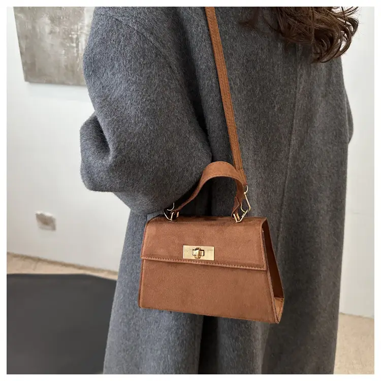 2025 Spring Brown Leather Commuter Lock Bag — feature 20