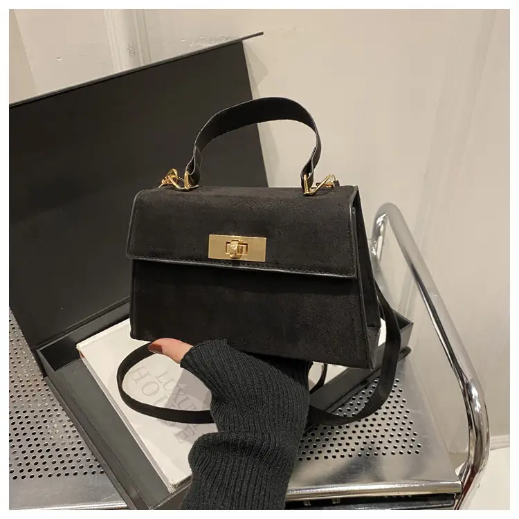 2025 Spring Brown Leather Commuter Lock Bag - Image 2