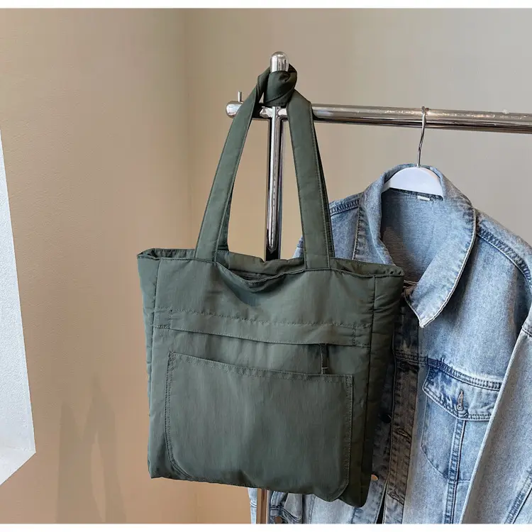 Women's Large Capacity Nylon Tote Bag Black — feature 24