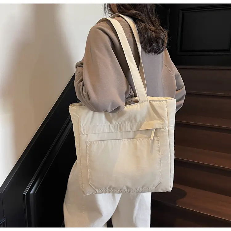 Women's Large Capacity Nylon Tote Bag Black — feature 26
