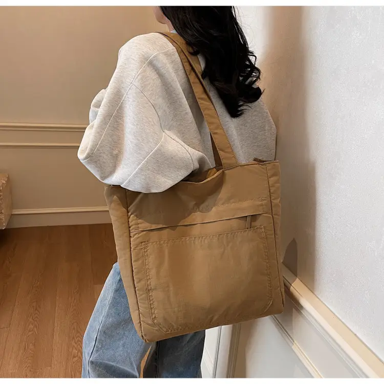 Women's Large Capacity Nylon Tote Bag Black — feature 32