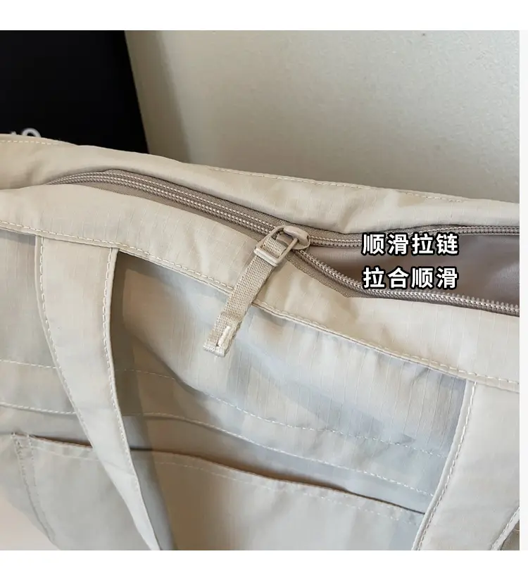 Women's Large Capacity Nylon Tote Bag Black — feature 4