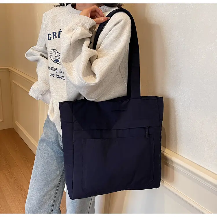 Women's Large Capacity Nylon Tote Bag Black — feature 43