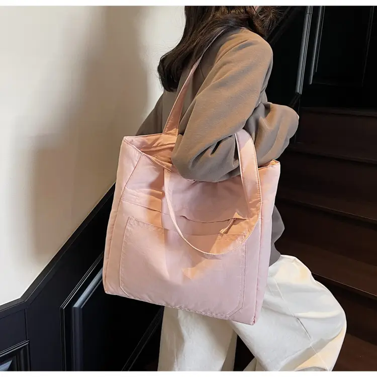 Women's Large Capacity Nylon Tote Bag Black — feature 46