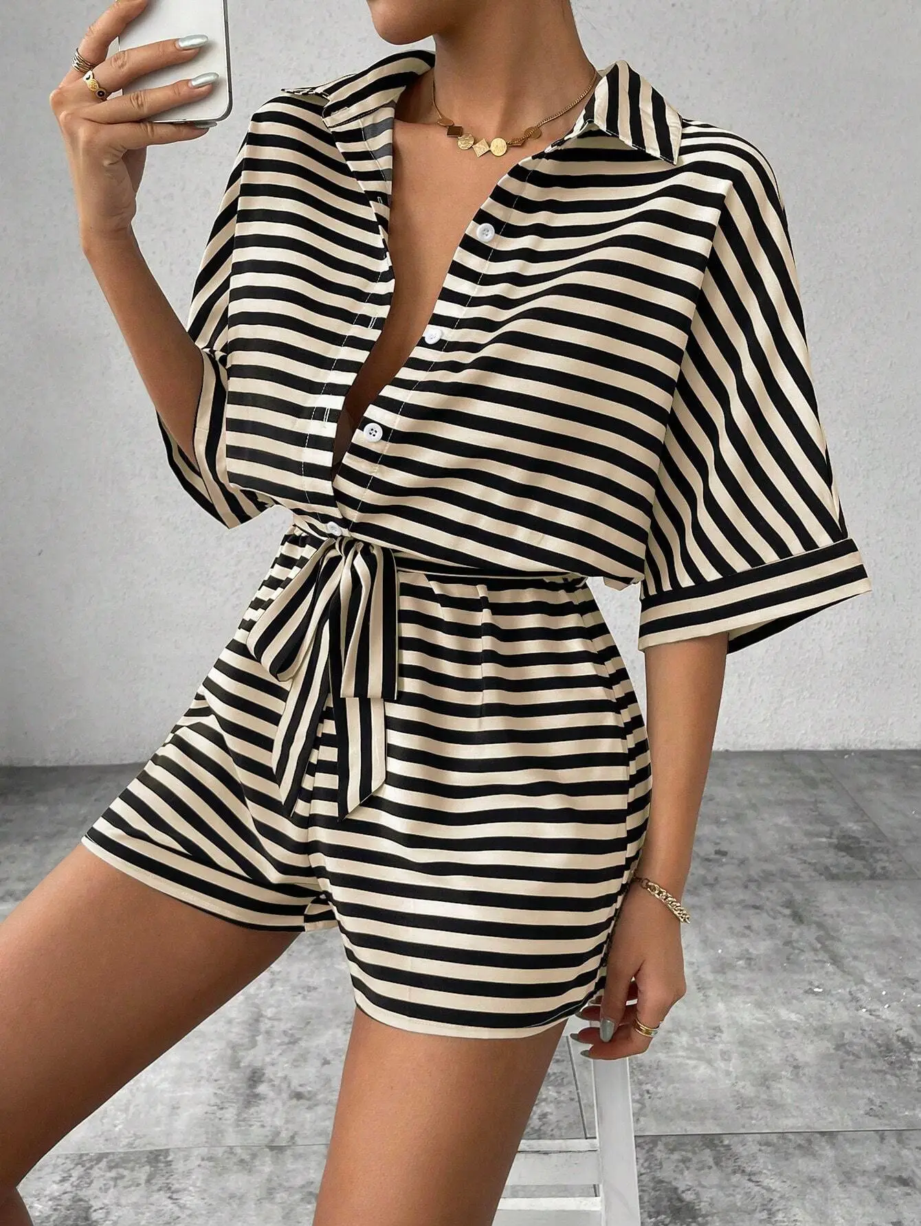 Women Striped Lapel Cardigan Belt Shorts Suit Red White — feature 25