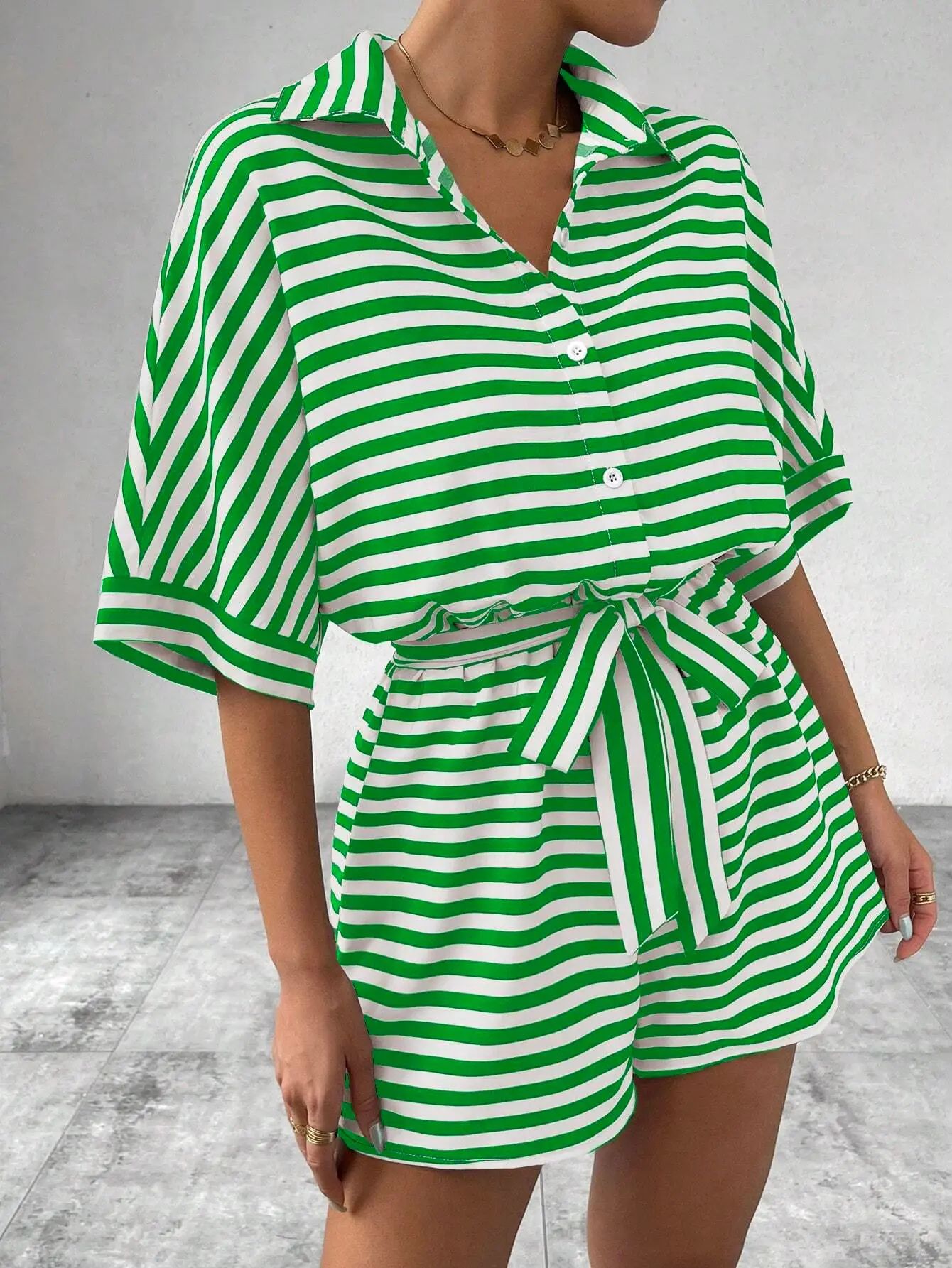 Women Striped Lapel Cardigan Belt Shorts Suit Red White — feature 36