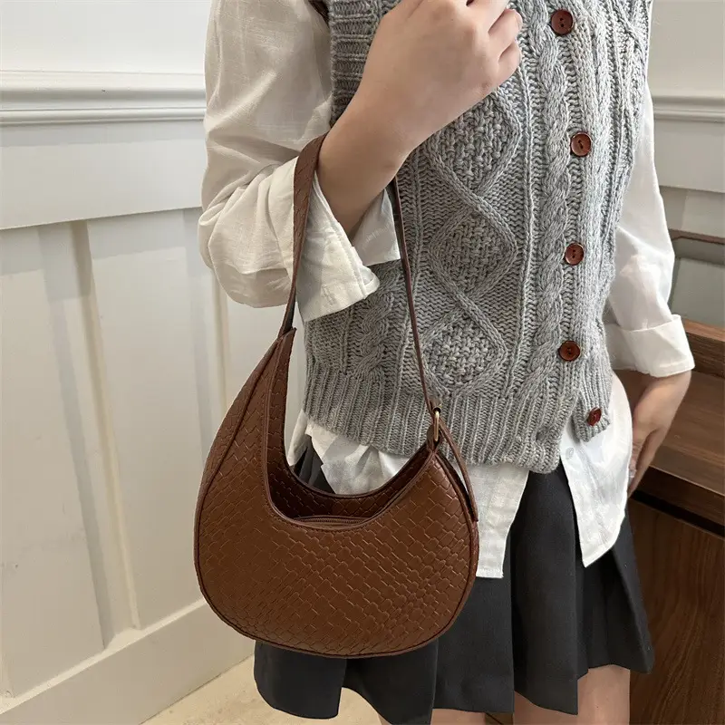 Women's Maroon Woven Shoulder Bag with Adjustable Strap - Image 8