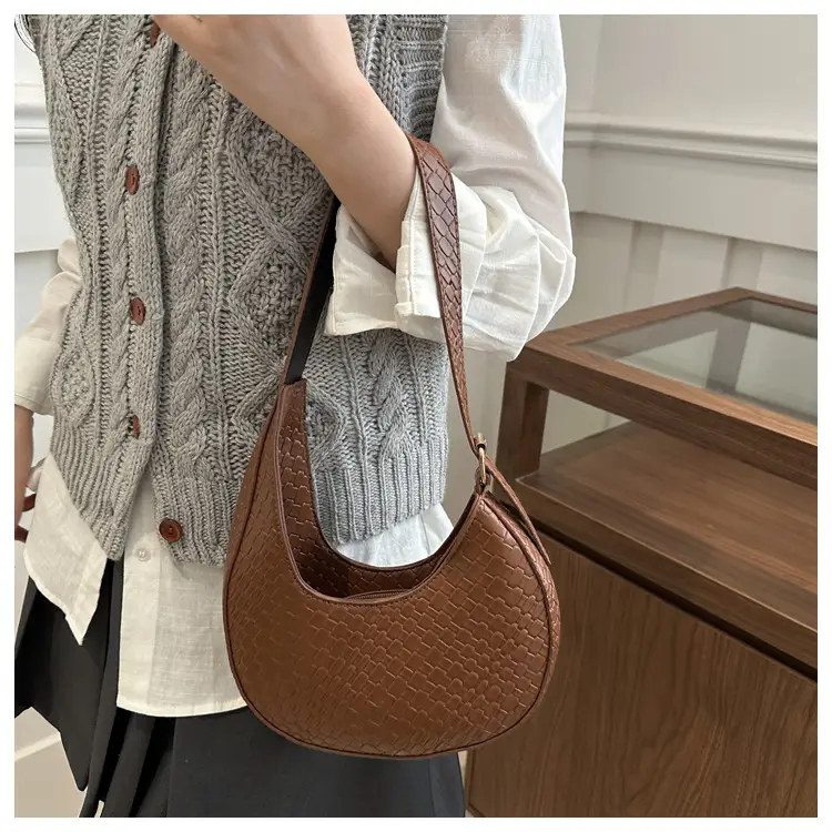 Women's Maroon Woven Shoulder Bag with Adjustable Strap — feature 16