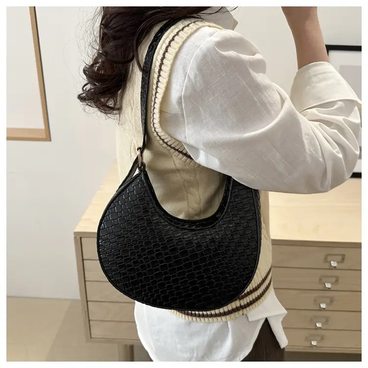 Women's Maroon Woven Shoulder Bag with Adjustable Strap — feature 19
