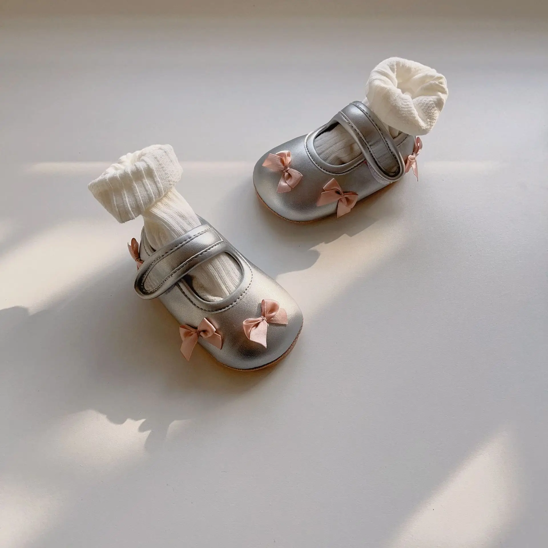 Baby Bow Velcro Shoes for 0-2 Years Non-Slip Soft Sole — feature 12