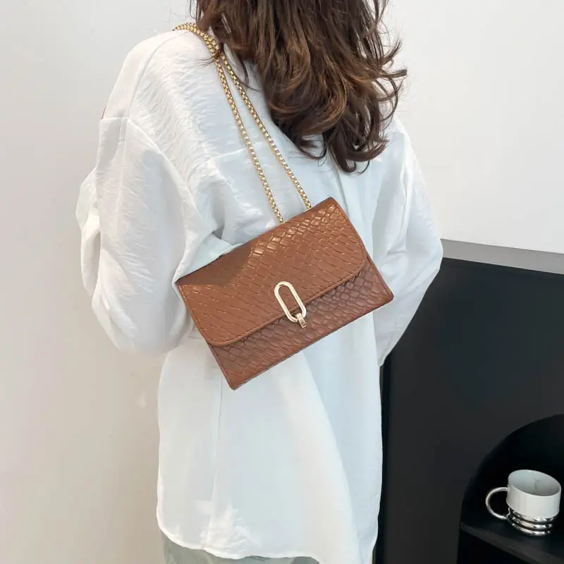 Trendy Woven Brown Shoulder Bag with Retro Lock - Image 7
