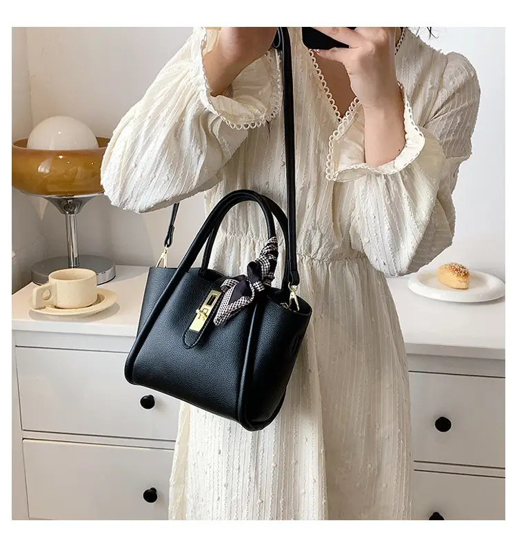 Black Crossbody Bag with Bow for Women 2025 — feature 17