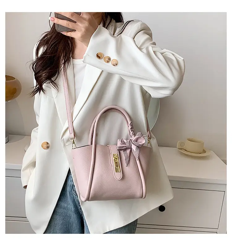 Black Crossbody Bag with Bow for Women 2025 — feature 21