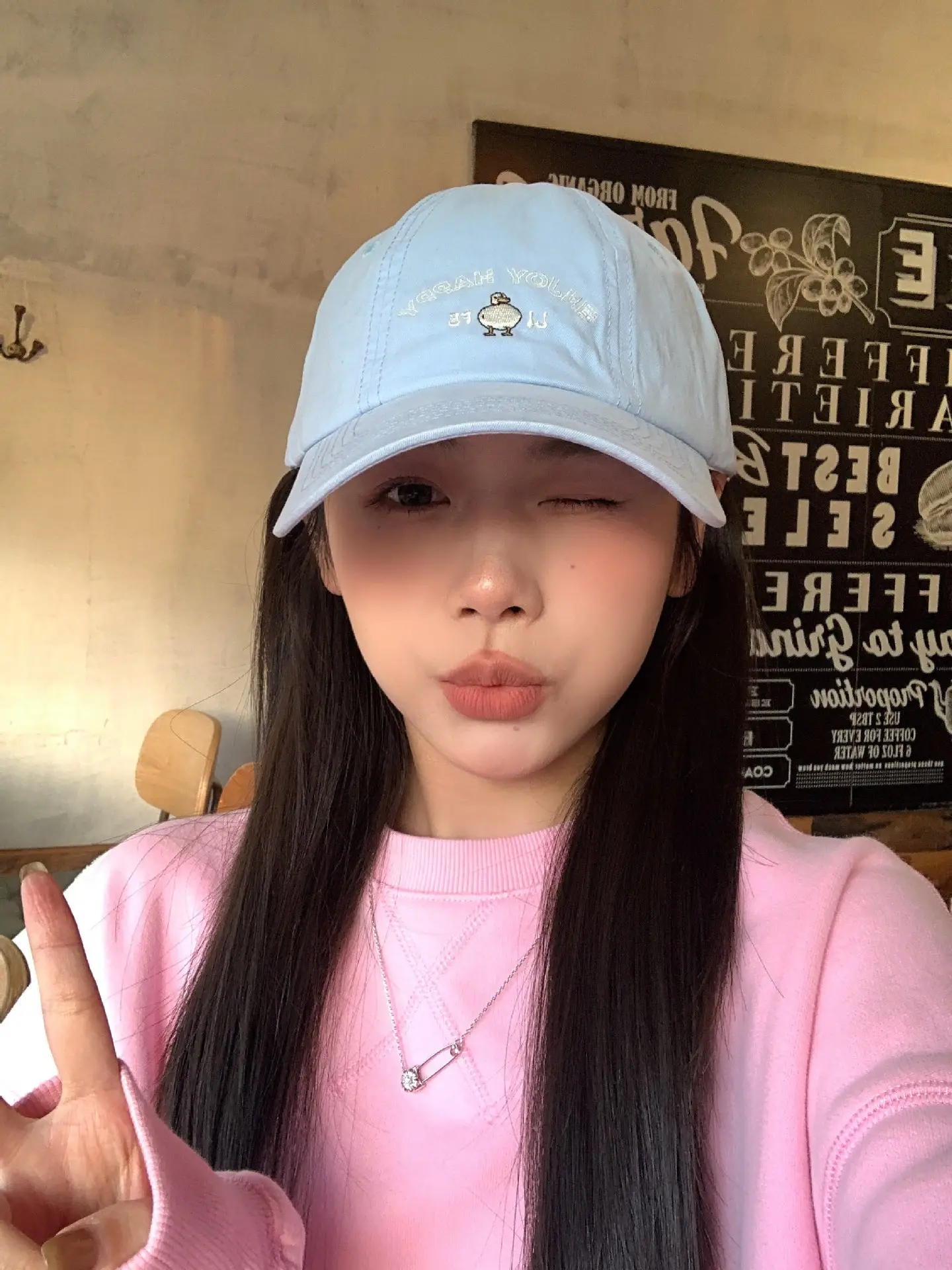 Light Blue Cartoon Embroidered Baseball Cap for Women — feature 10