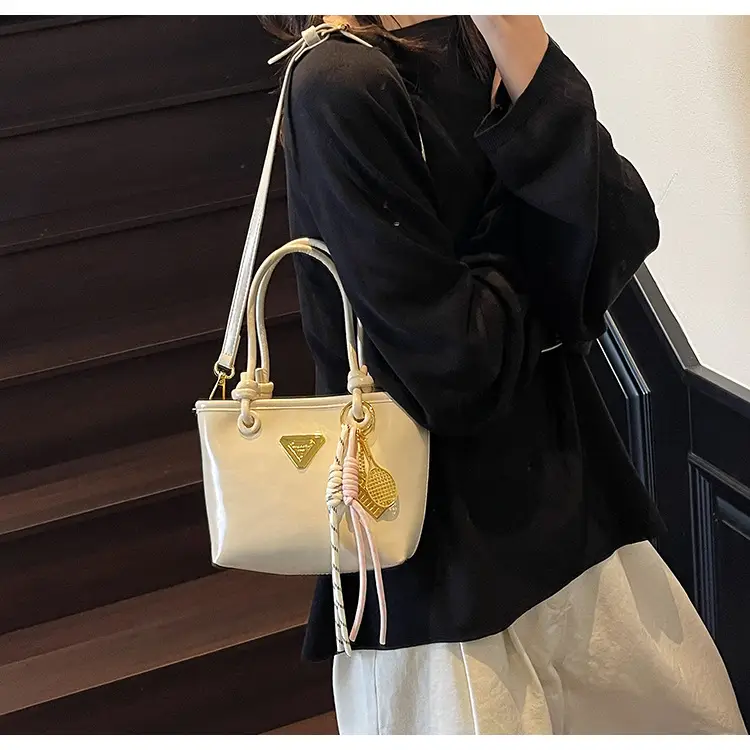 Women's Light Blue Retro Handbag with Gold Plated Logo — feature 11