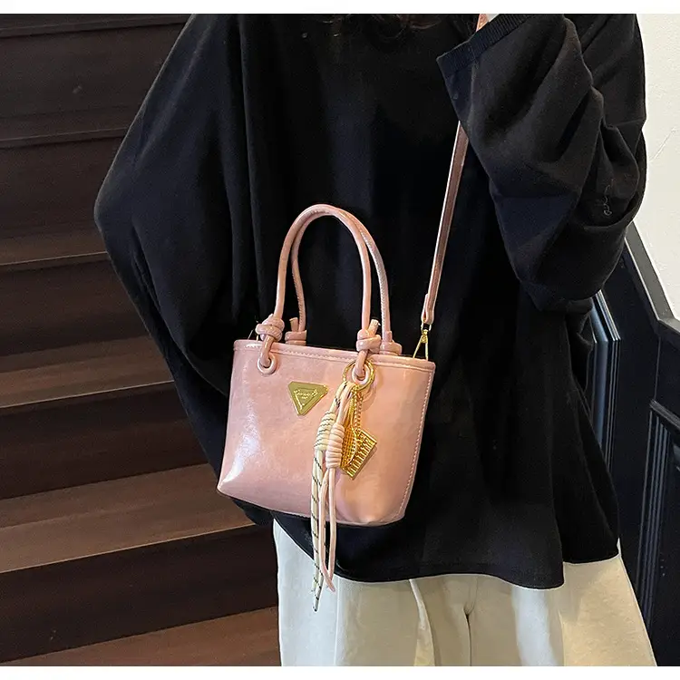 Women's Light Blue Retro Handbag with Gold Plated Logo — feature 13