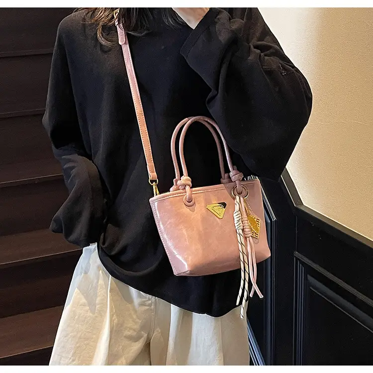 Women's Light Blue Retro Handbag with Gold Plated Logo — feature 14
