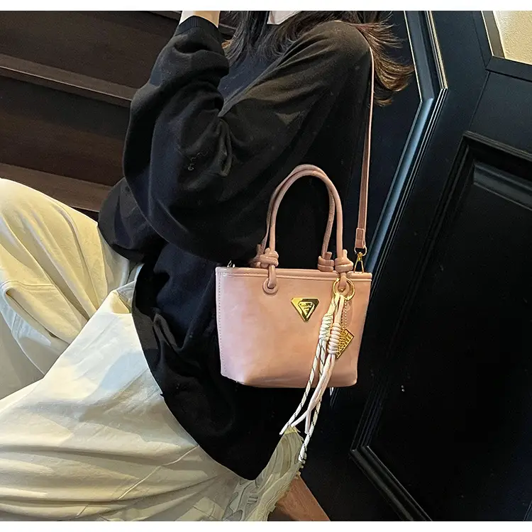 Women's Light Blue Retro Handbag with Gold Plated Logo — feature 15