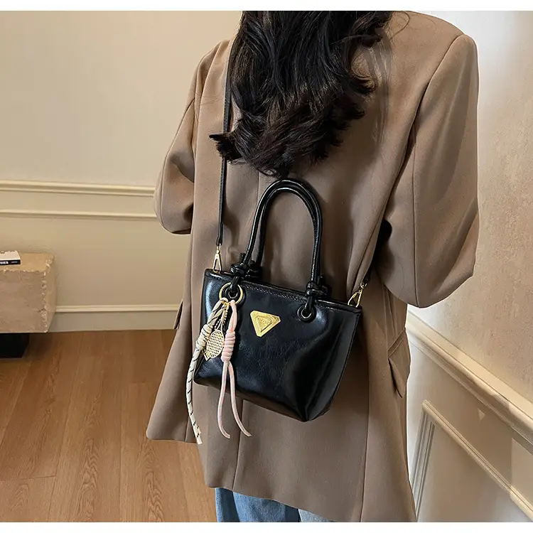 Women's Light Blue Retro Handbag with Gold Plated Logo — feature 21