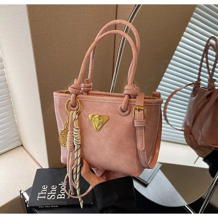 Women's Light Blue Retro Handbag with Gold Plated Logo — feature 34