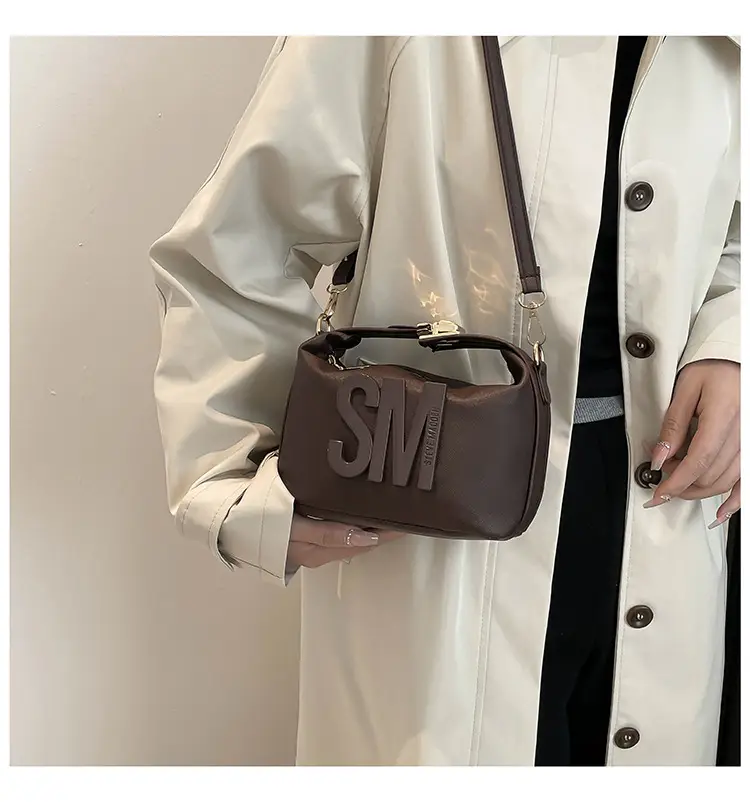 Yellow Square Shoulder Bag with "SM" Print — feature 18