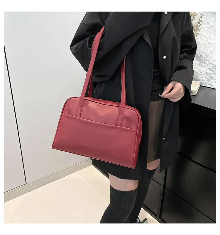 Korean Style Large Capacity Women's Shoulder Bag — feature 10