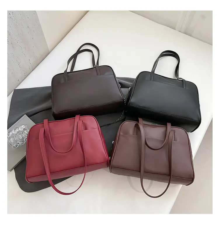 Korean Style Large Capacity Women's Shoulder Bag — feature 32