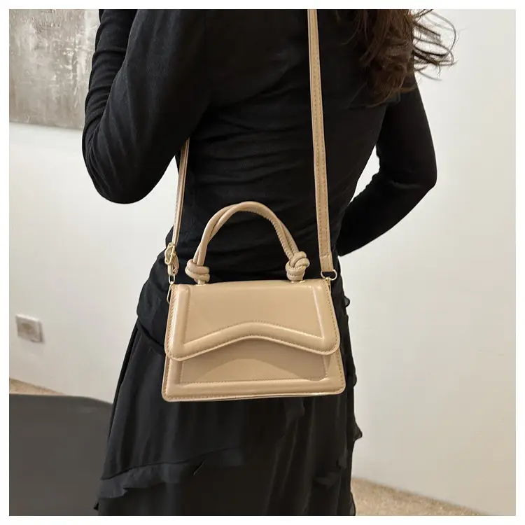Small Square Beige Women's Shoulder Bag 2025 — feature 10