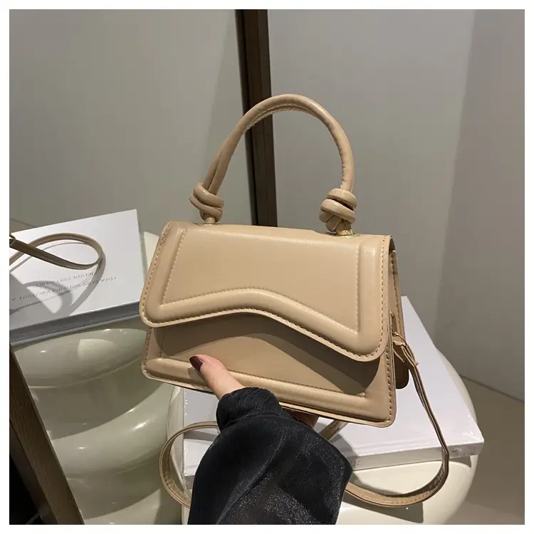 Small Square Beige Women's Shoulder Bag 2025 — feature 18