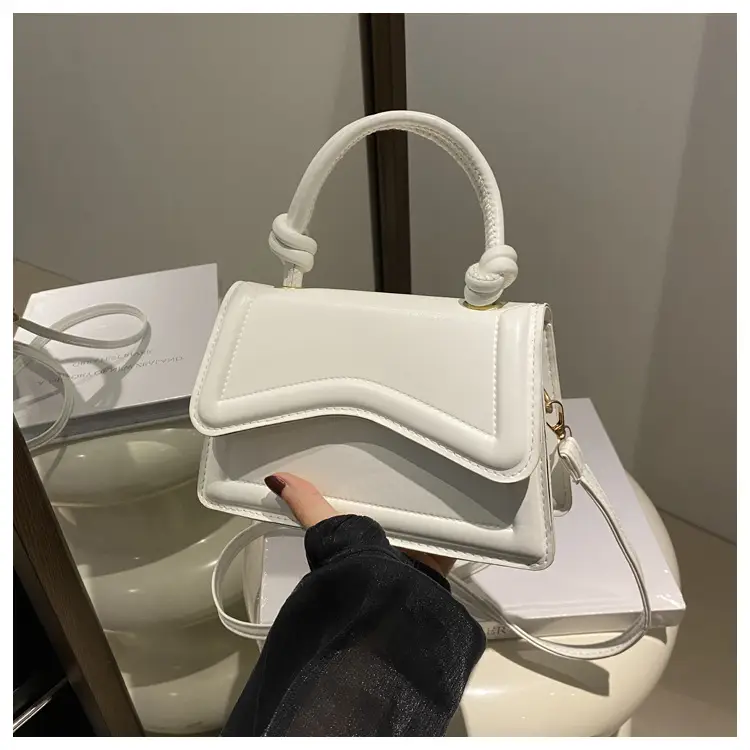 Small Square Beige Women's Shoulder Bag 2025 — feature 20