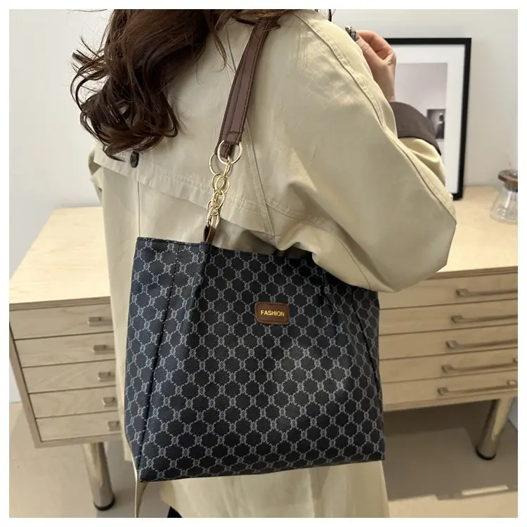 Korean Style Women's Large Capacity Shoulder Bag — feature 15