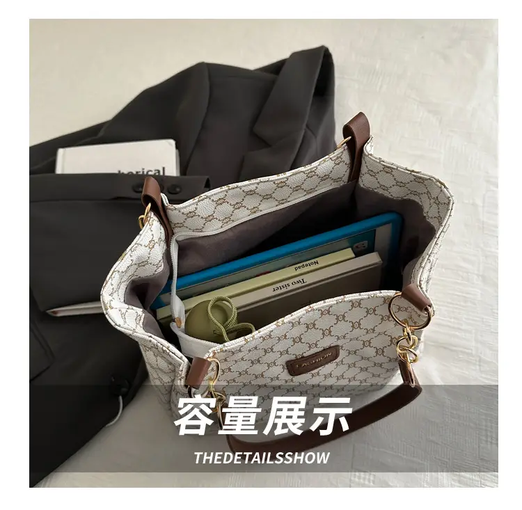 Korean Style Women's Large Capacity Shoulder Bag — feature 7