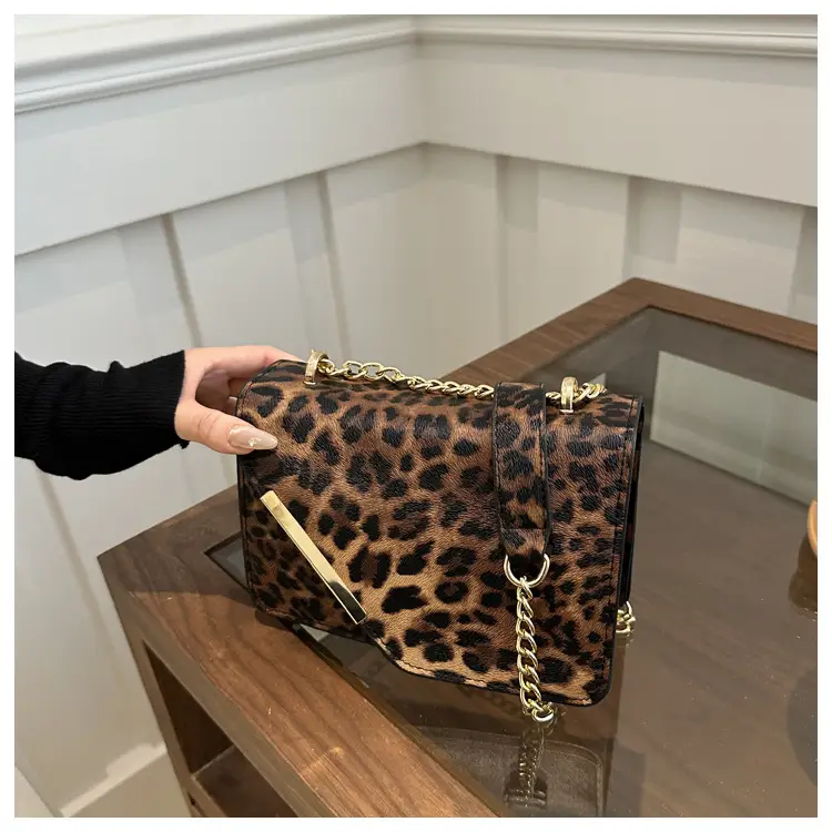 Leopard Print Chain Shoulder Bag for Women — feature 13