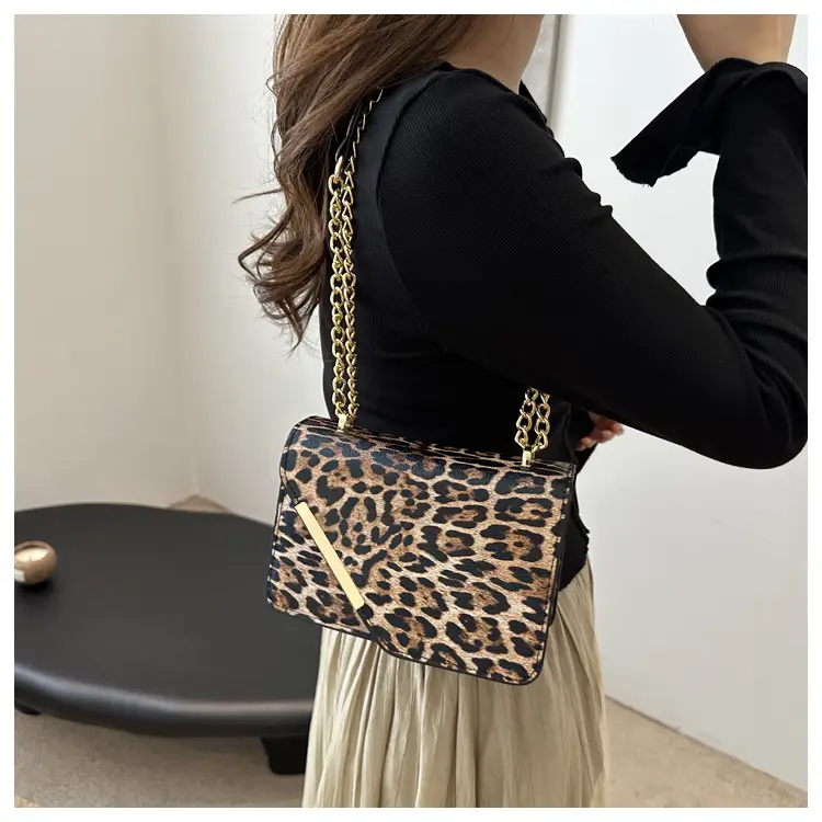 Leopard Print Chain Shoulder Bag for Women — feature 9