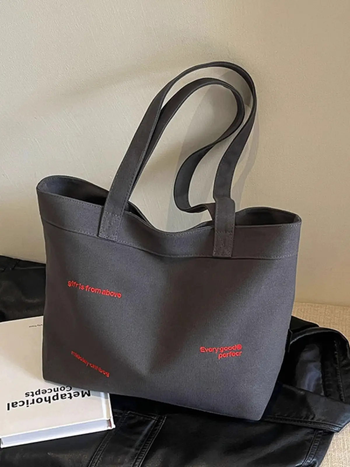 Women's Canvas Shoulder Bag Retro Red Print 2025