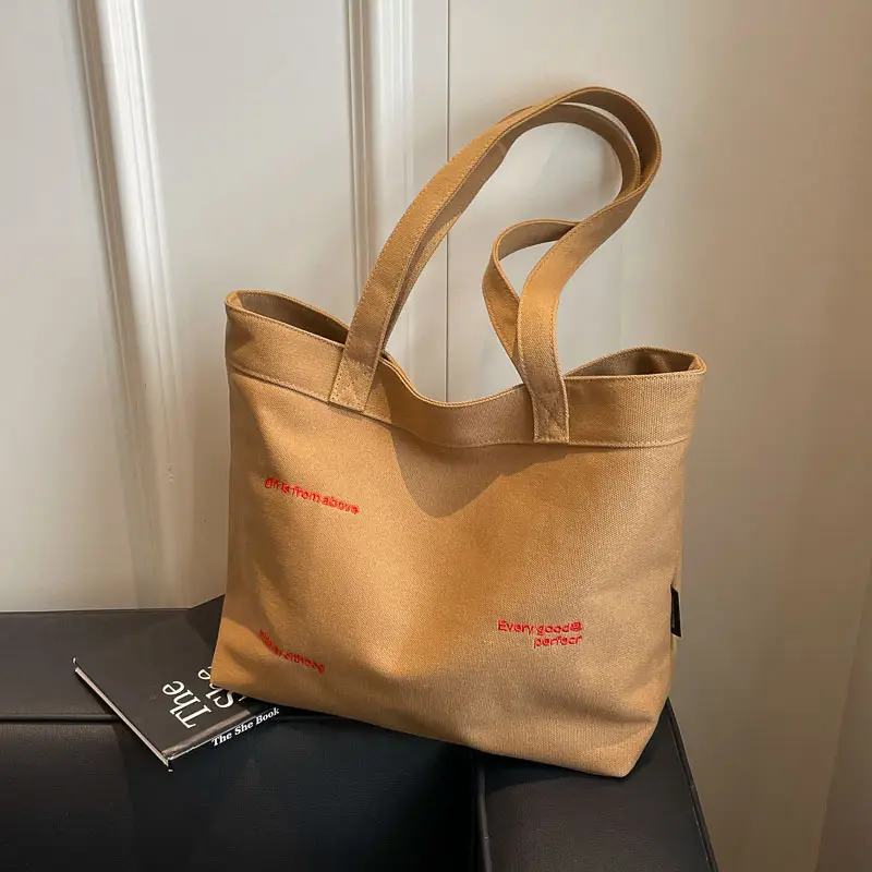 Women's Canvas Shoulder Bag Retro Red Print 2025