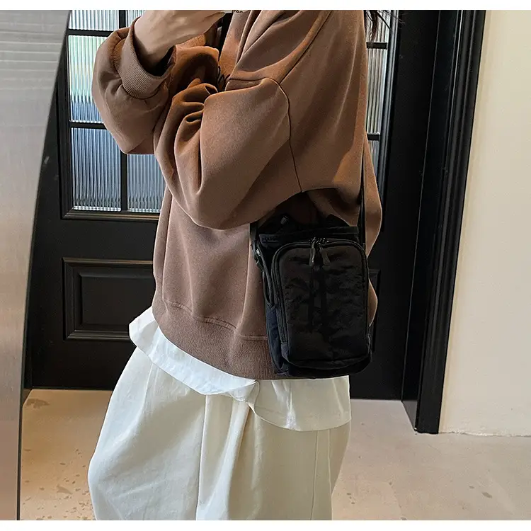 Black Japanese Canvas Shoulder Bag for Women 2025 — feature 11