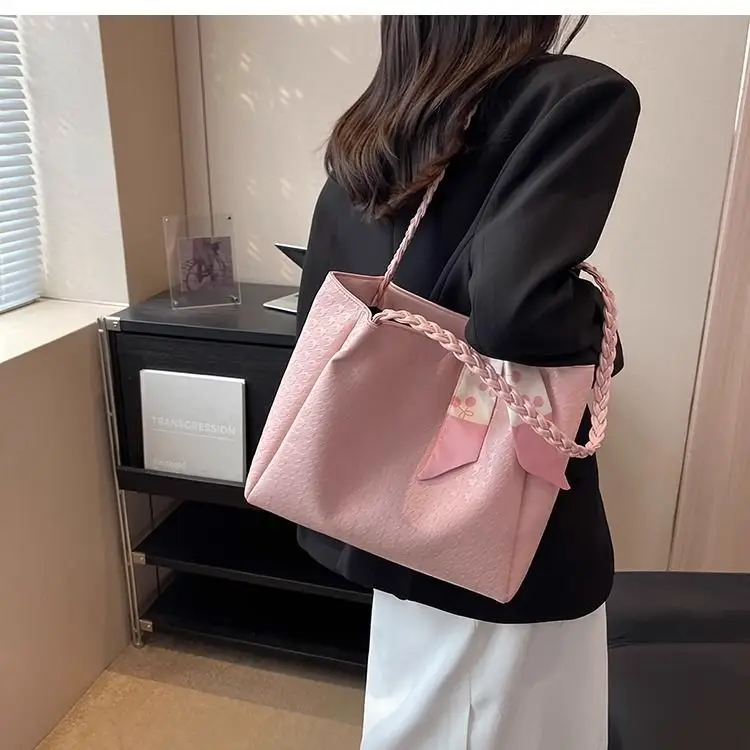 Pink Textured Shoulder Bag for Women 2026 Spring — feature 18