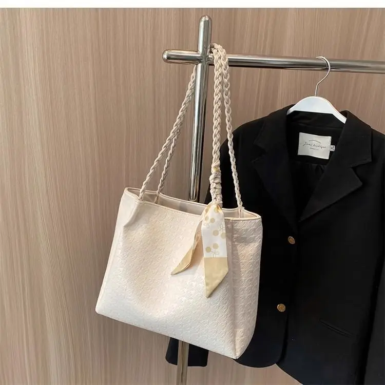 Pink Textured Shoulder Bag for Women 2026 Spring — feature 23