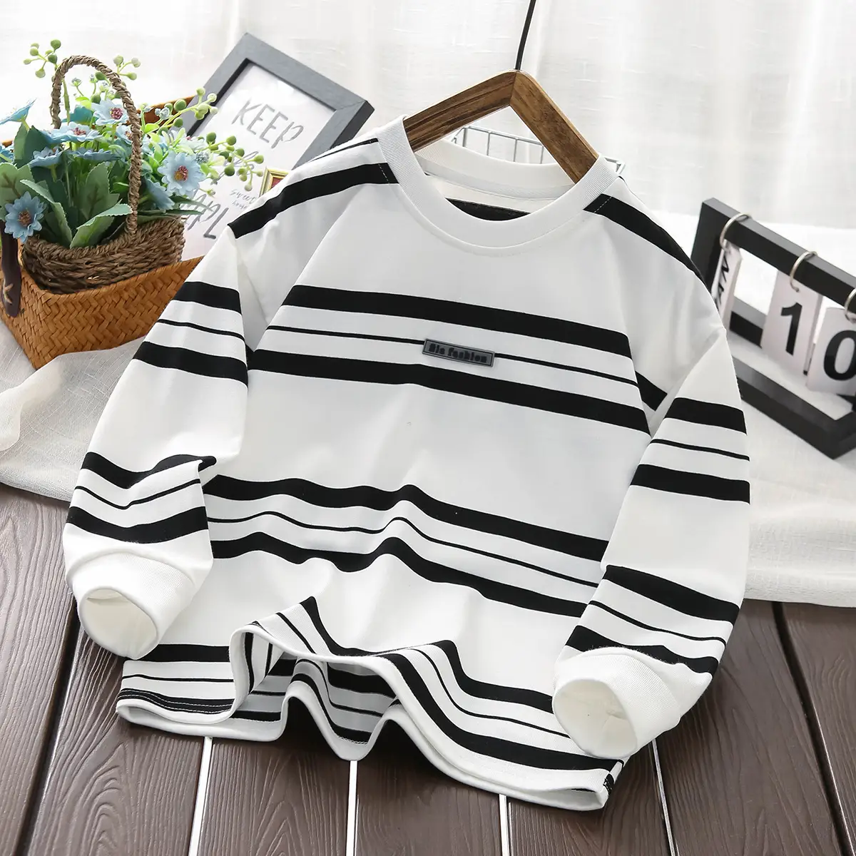 2025 Boys Long Sleeve Striped T-Shirt Medium Large — feature 4